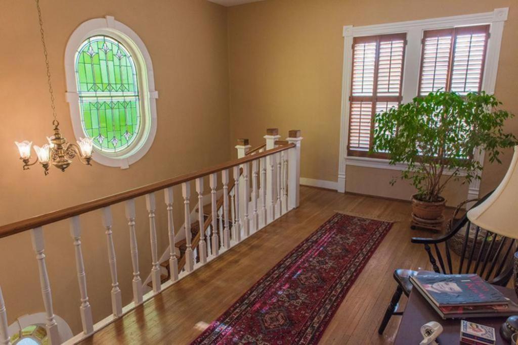 Charles Bass House Bed & Breakfast サウスボストン エクステリア 写真